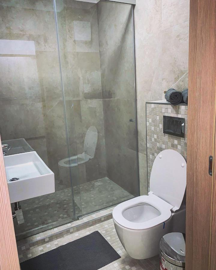 Mega Residance Studios Бухарест Экстерьер фото