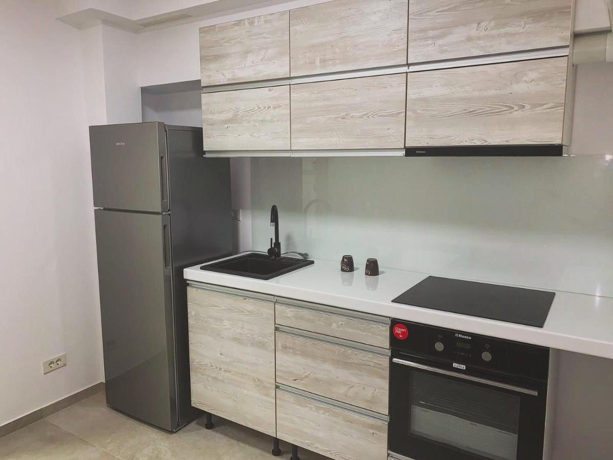 Mega Residance Studios Бухарест Экстерьер фото