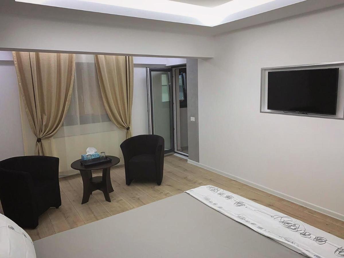 Mega Residance Studios Бухарест Экстерьер фото